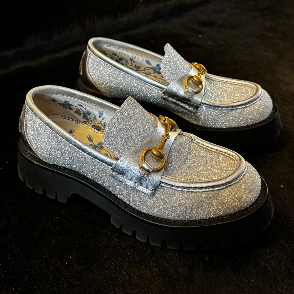 Gucci Loafers - 38.5